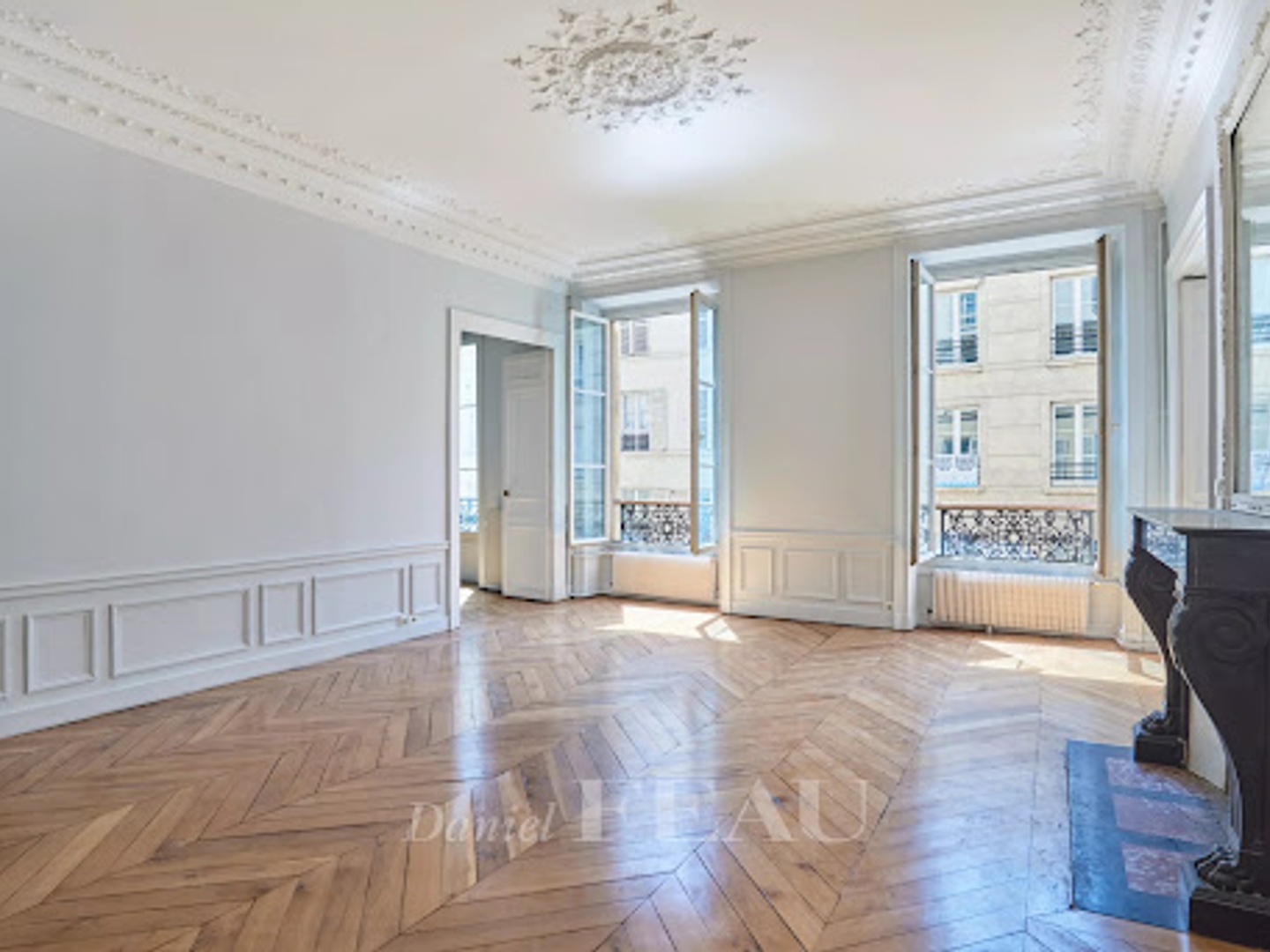 Appartement à vendre - 5 pièces - 144m2 - Paris 9e (75009)