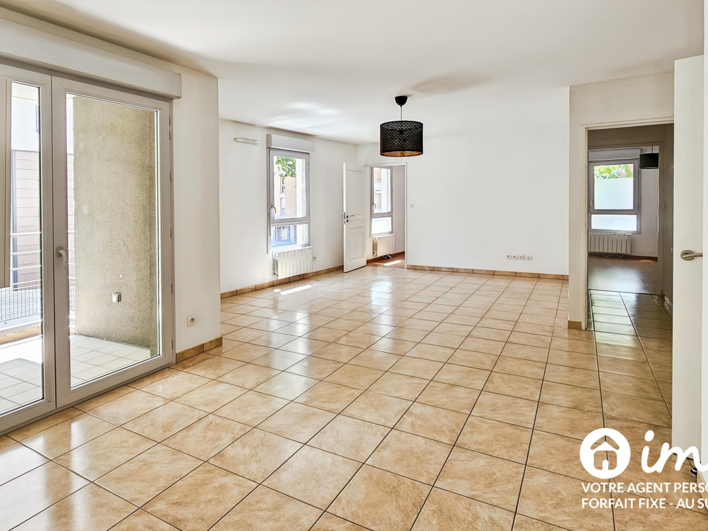 Appartement 3 pièces avec balcon, garage possible