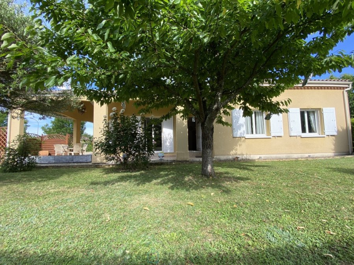 Maison à vendre - 5 pièces - 118m2 - Bergerac (24100)