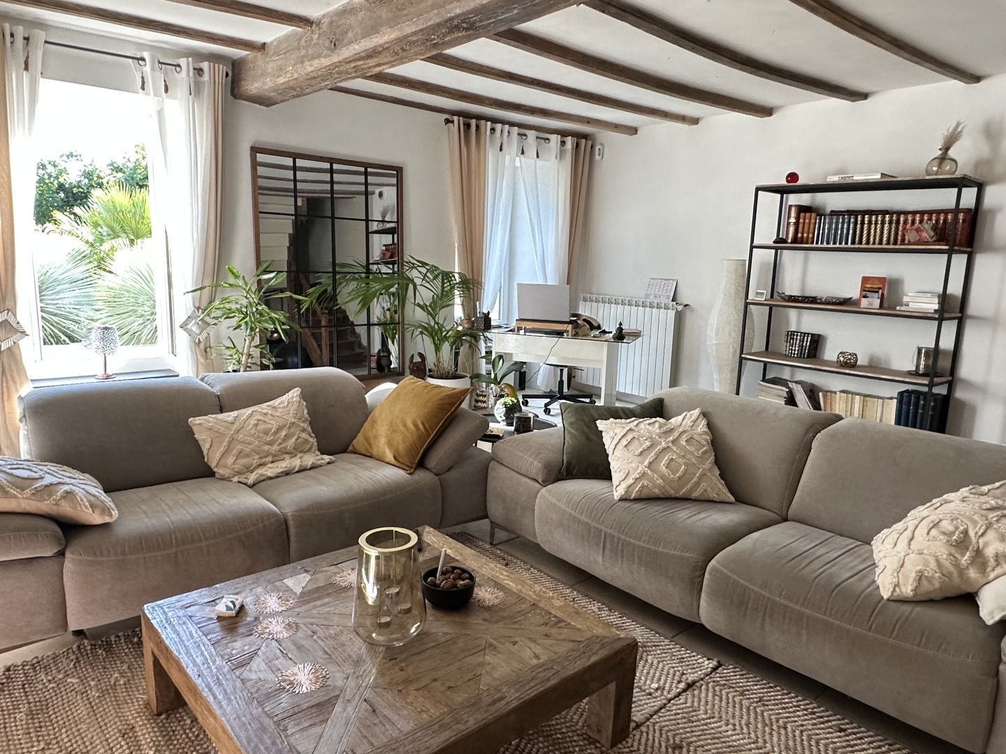 Maison à vendre - 8 pièces - 214m2 - Courcelles (17400)