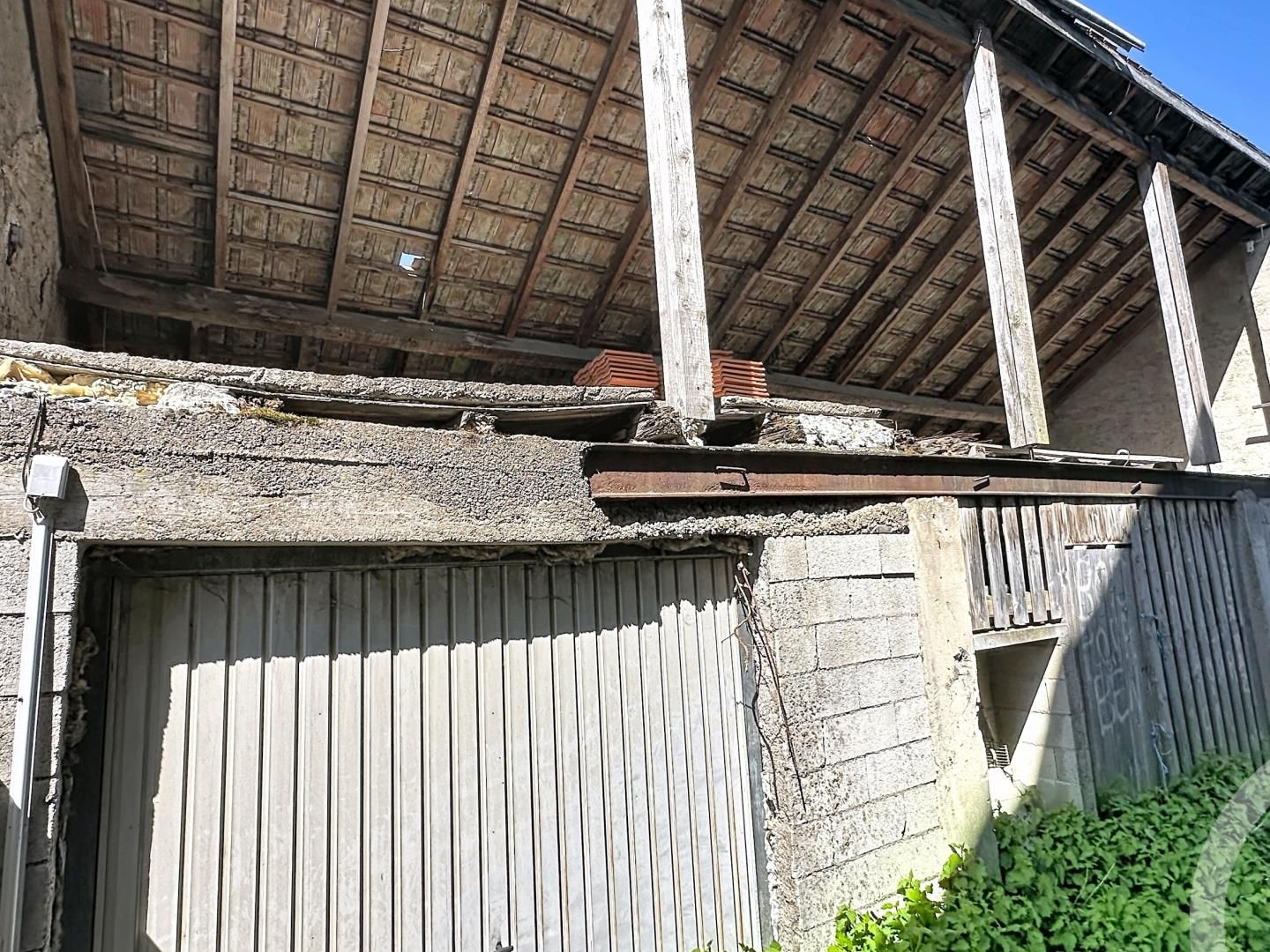 Maison à vendre - 5 pièces - 89m2 - Fesches-Le-Châtel (25490)