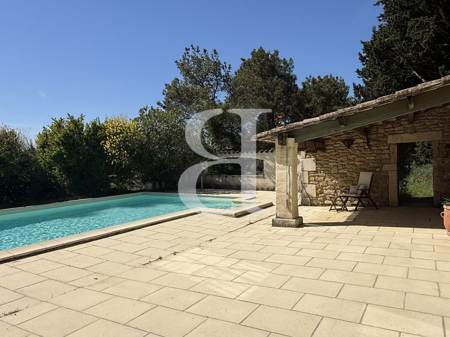 Maison à vendre - 4 pièces - 145m2 - Grignan (26230)