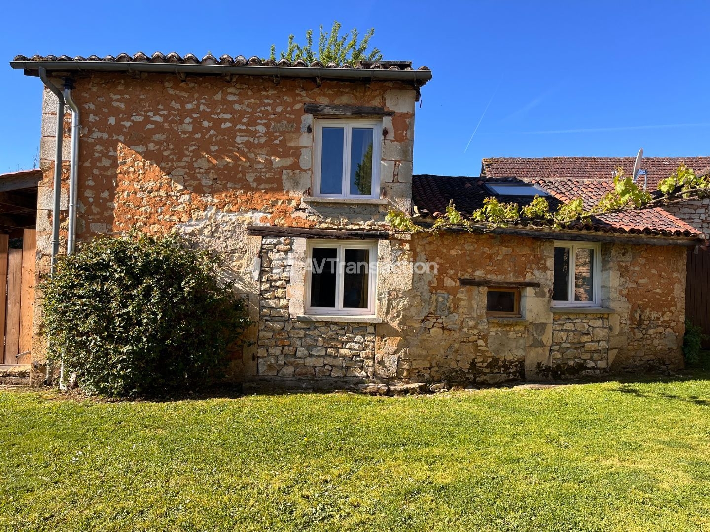 Maison à vendre - 5 pièces - 110m2 - Javerlhac-Et-La-C... (24214)