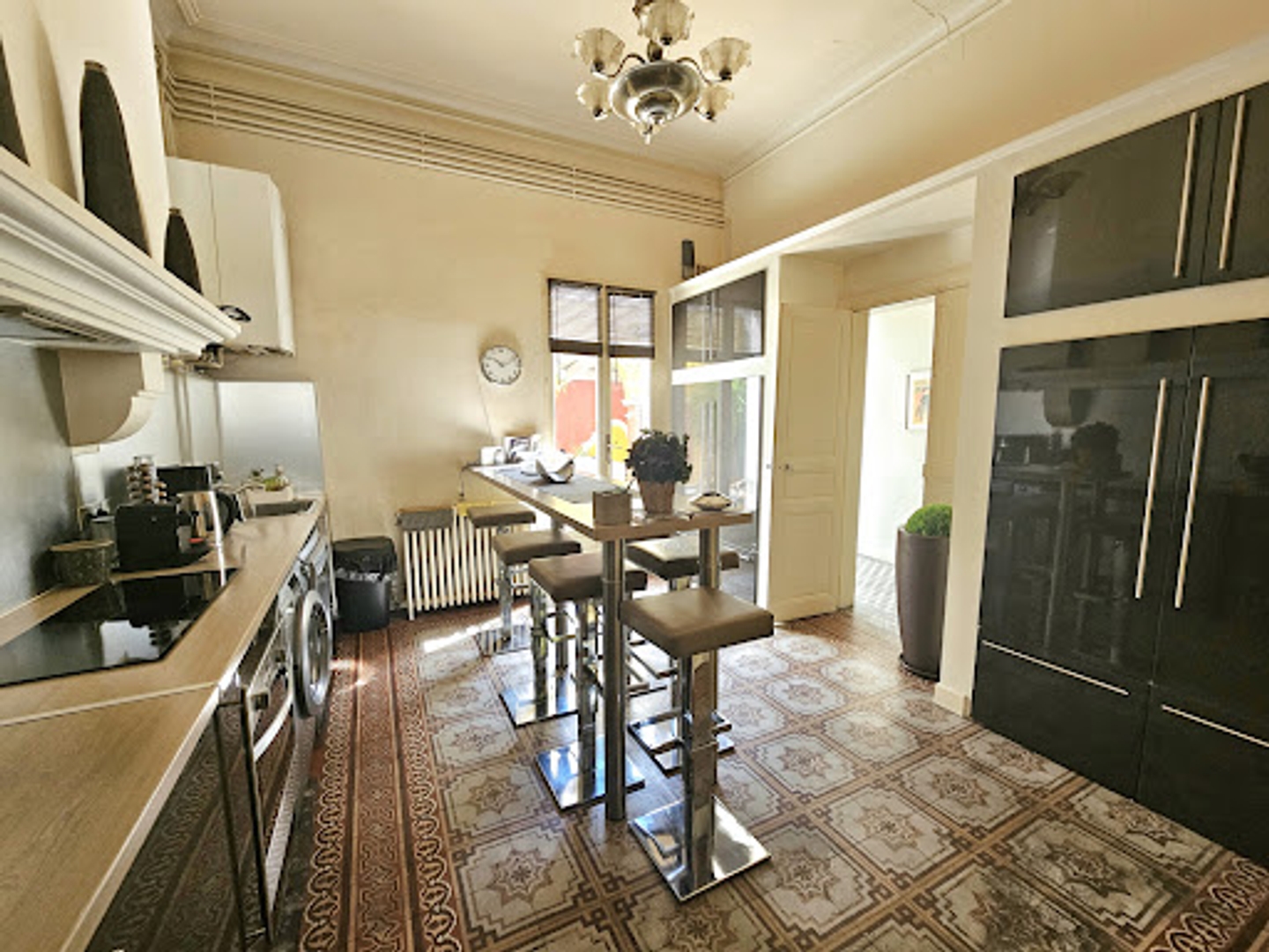 Maison à vendre - 5 pièces - 123m2 - Aigues-Mortes (30220)
