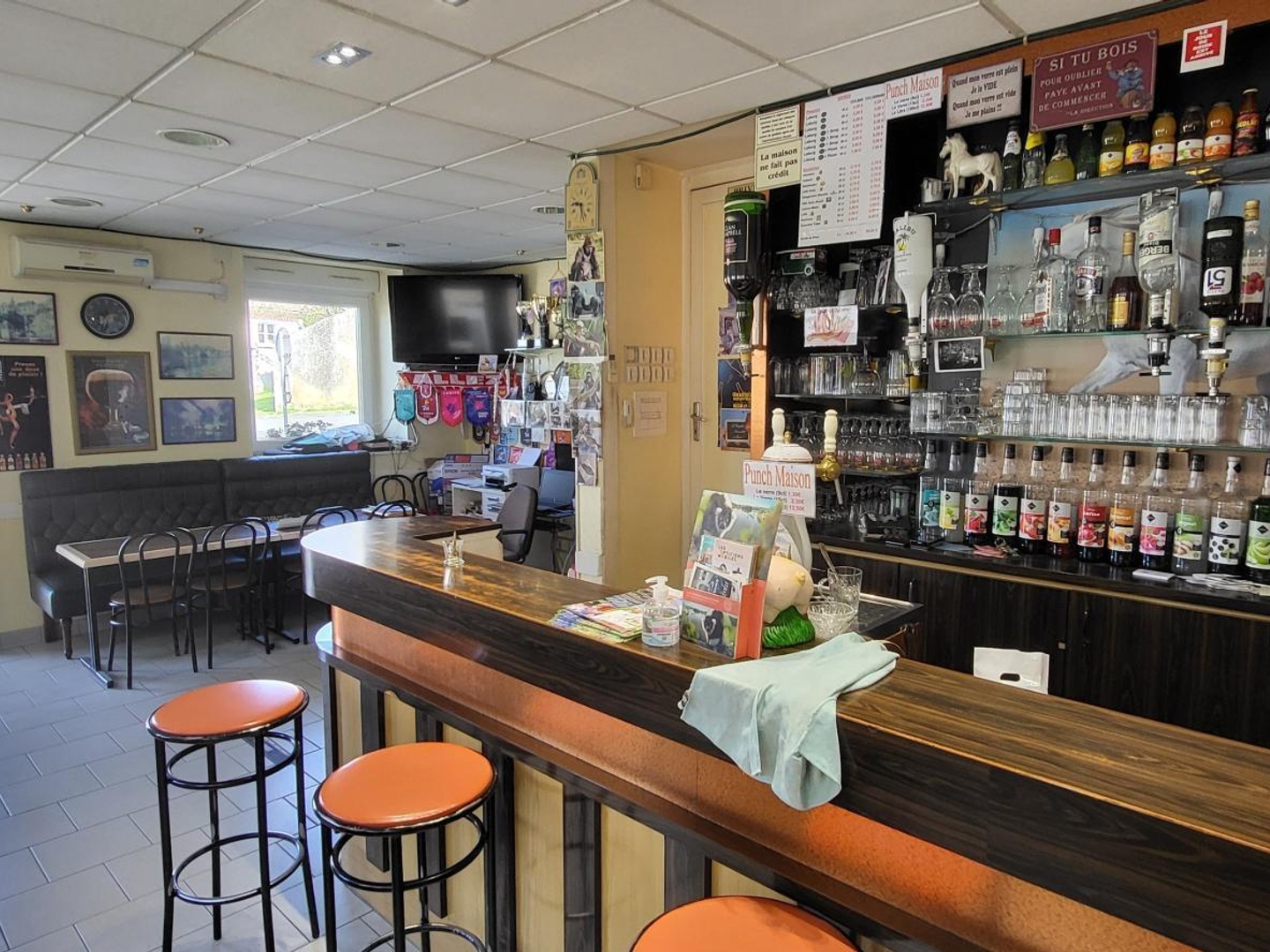 Immeuble à vendre - 91m2 - Saint-Pierre-De-M... (86260)