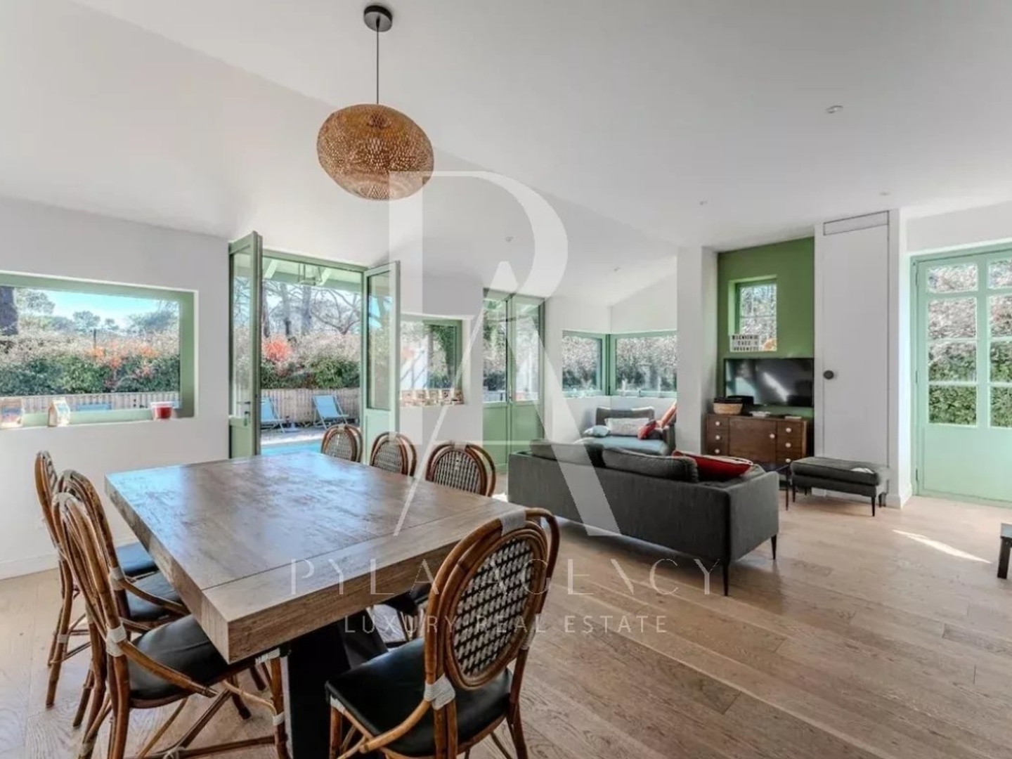 Maison à vendre - 8 pièces - 165m2 - Arcachon (33120)