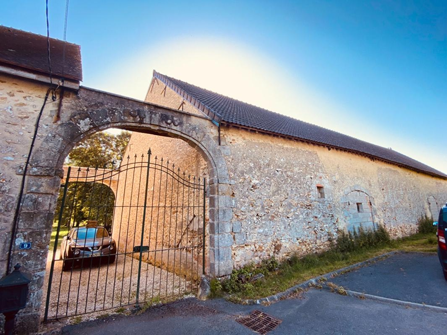 Magnifique Bâtiment agricole / Grange / Loft en pierre