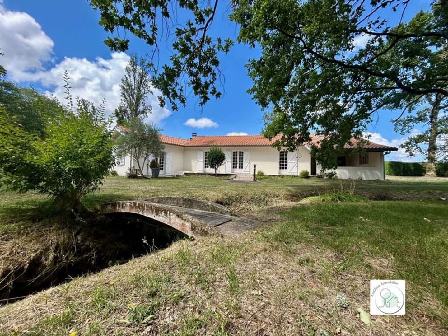 Maison à vendre - 6 pièces - 146m2 - Saint-Paul (33390)