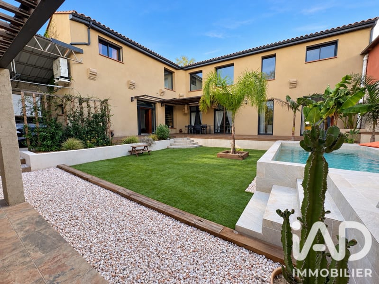 Maison à vendre - 5 pièces - 175m2 - Bages (66670)