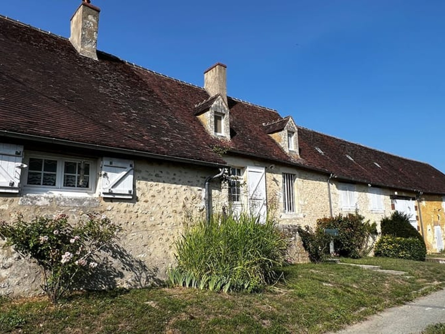 Maison 7 pièces 251 m²