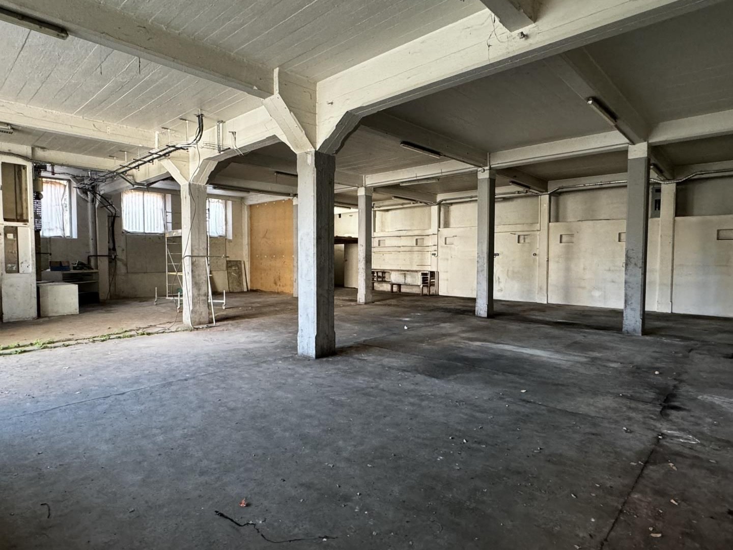 Local 280 m²