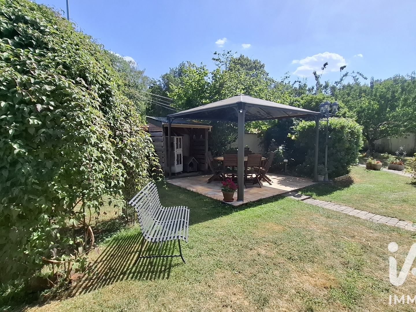 Maison à vendre - 7 pièces - 238m2 - Écluzelles (28500)