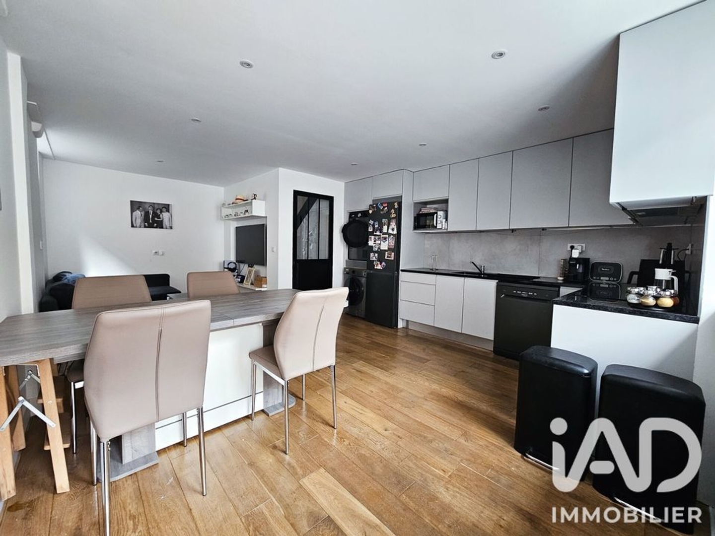 Maison à vendre - 4 pièces - 77m2 - La Ville-Du-Bois (91620)