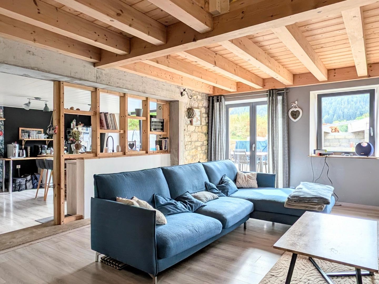 Maison à vendre - 6 pièces - 172m2 - Lac-Des-Rouges-Tr... (39150)