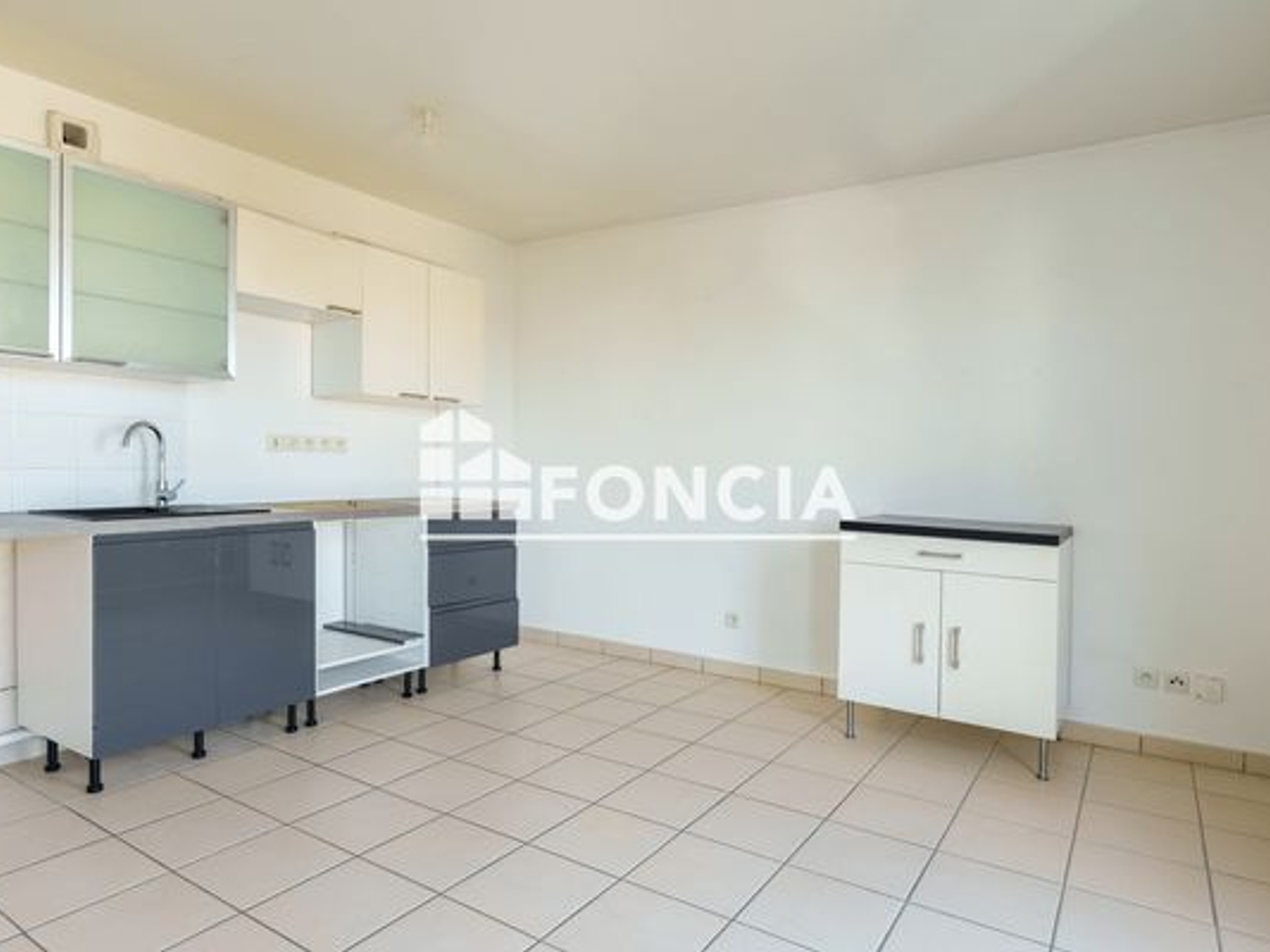 Appartement à vendre - 2 pièces - 52m2 - Dijon (21000)