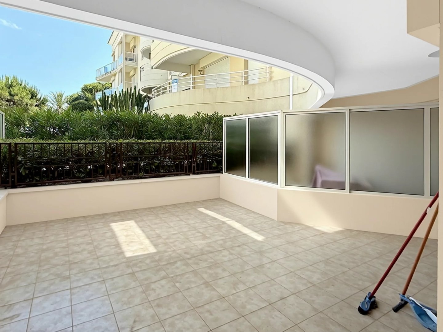 Appartement à vendre - 2 pièces - 57m2 - Cannes (06150)