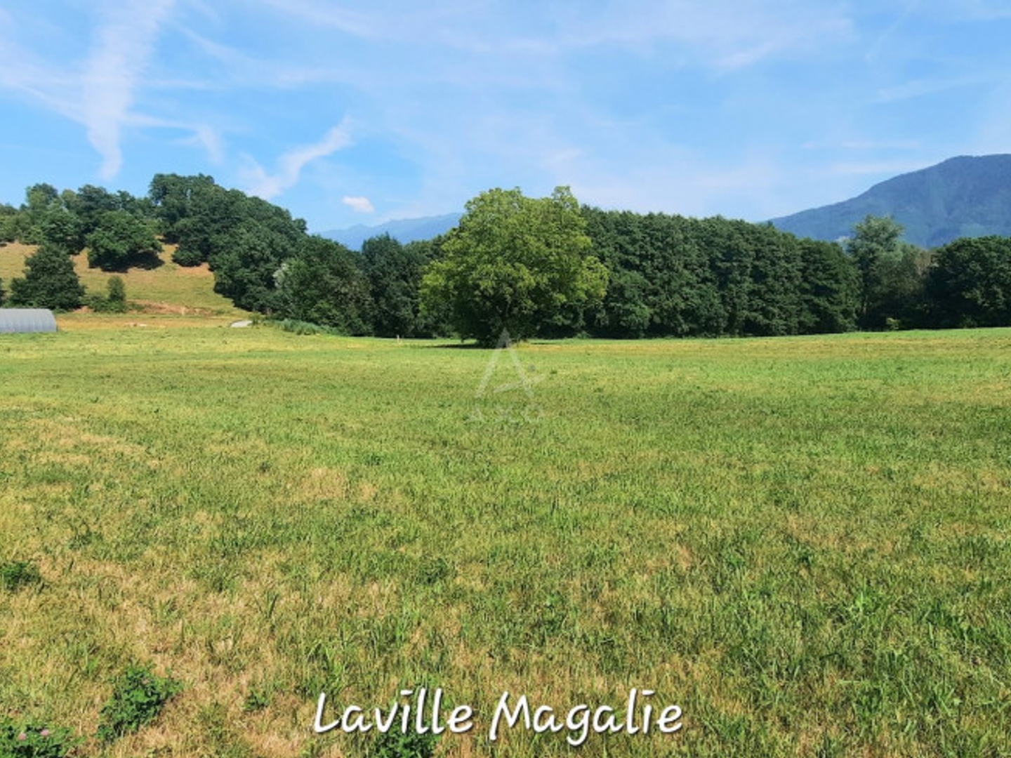 Maison à vendre - 1288m2 - Châteauneuf (73390)