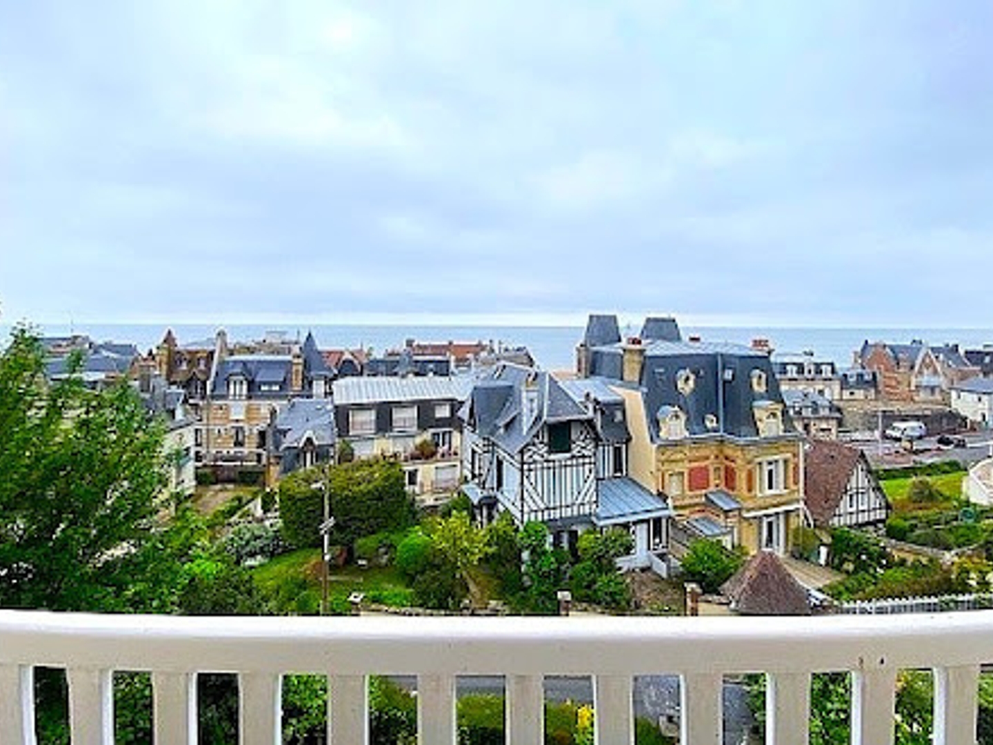Villa 8 pièces 169 m²