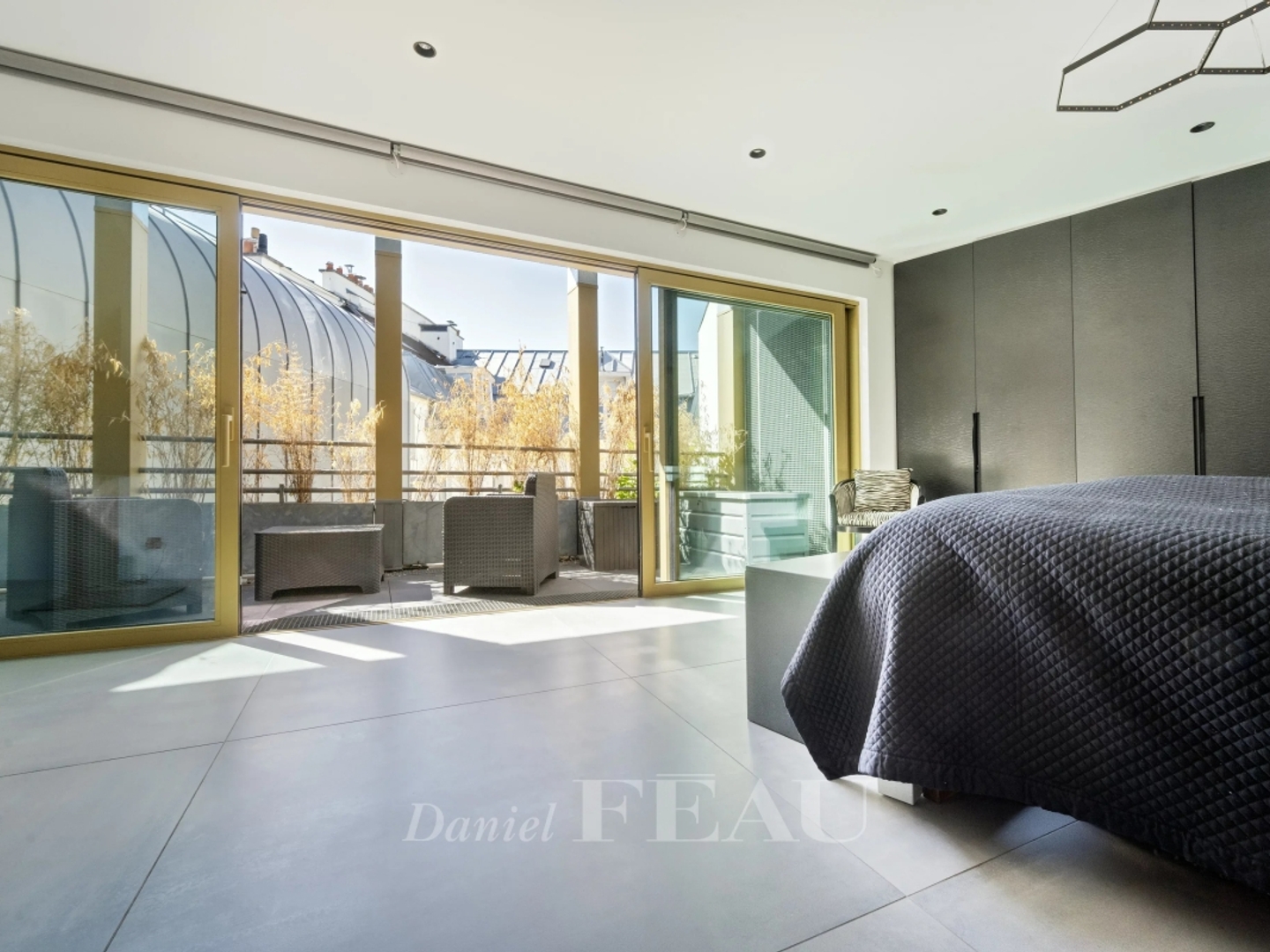Appartement à vendre - 4 pièces - 131m2 - Paris 3e (75003)