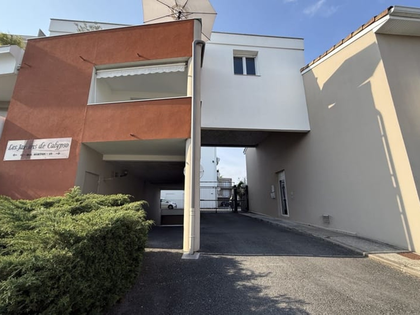EXCLUSIVITÉ - CAUDÉRAN - 50 M² - BALCON - BOX