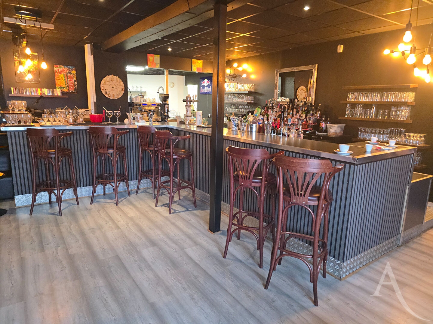 Immeuble à vendre - 800m2 - Carentan-Les-Marais (50500)