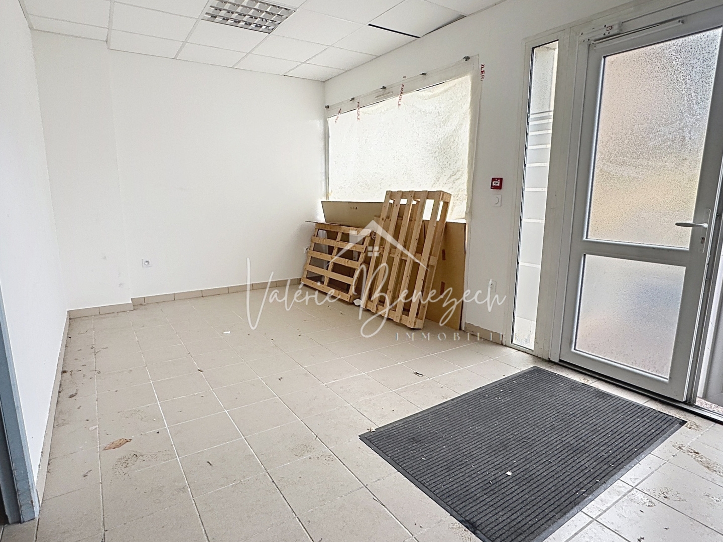 Locaux à vendre - 47m2 - Saint-Affrique (12400)