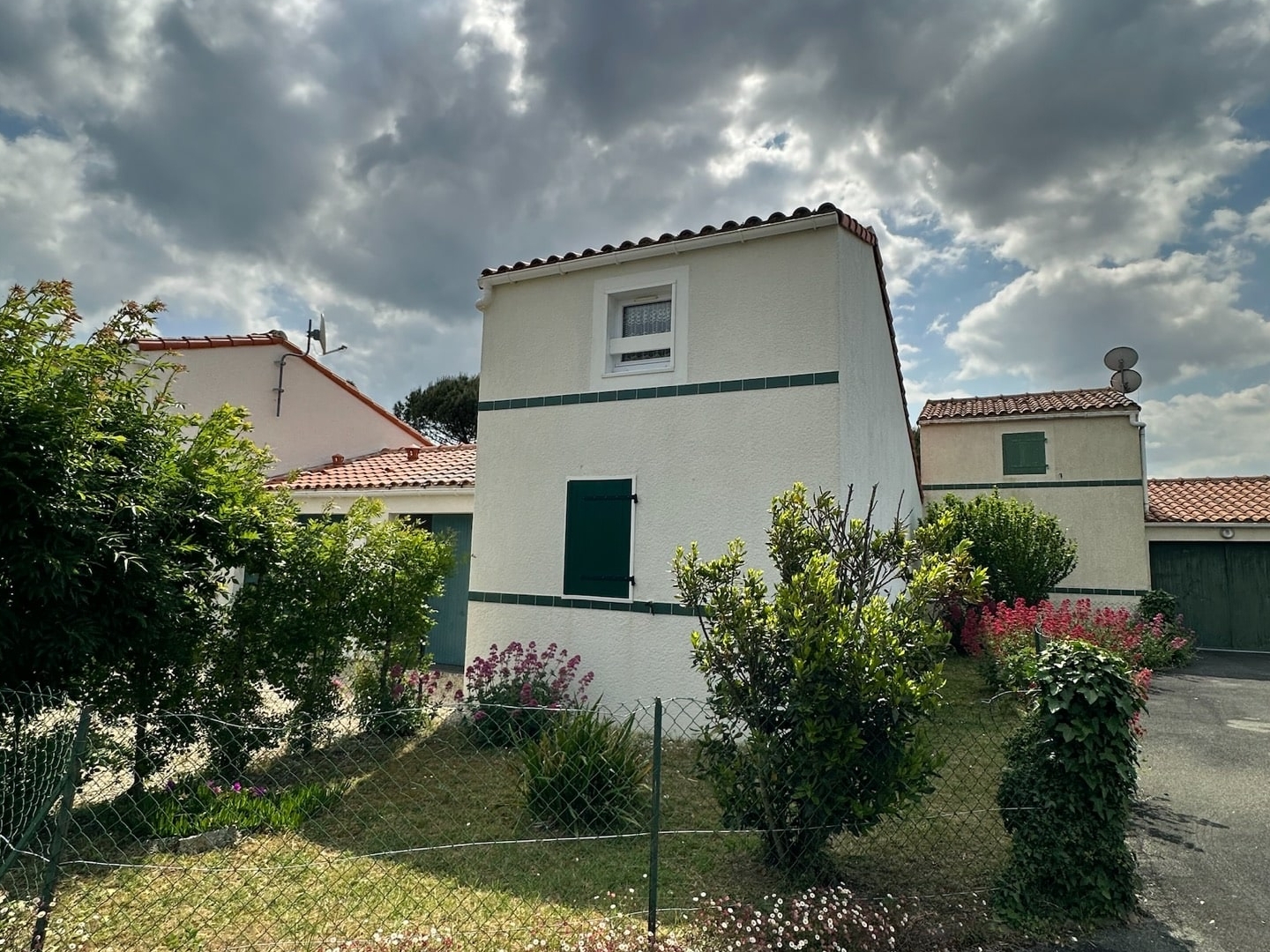 Maison à vendre - 2 pièces - 34m2 - Saint-Georges-D'o... (17190)