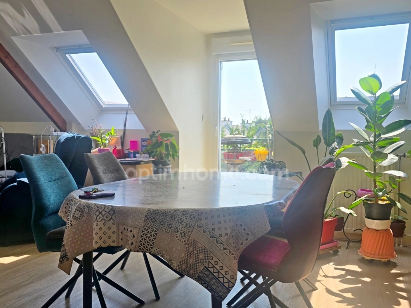 PLOËRMEL CENTRE 56800, RESIDENCE RECHERCHEE, DERNIER ÉTAGE AVEC ASCENSEUR, T3 avec GARAGE ET CAVE