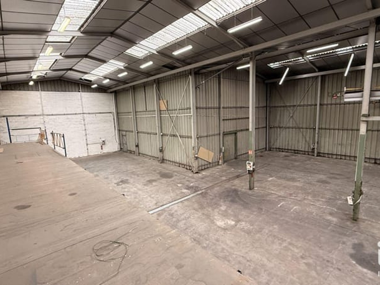 Immeuble commercial 850 m²