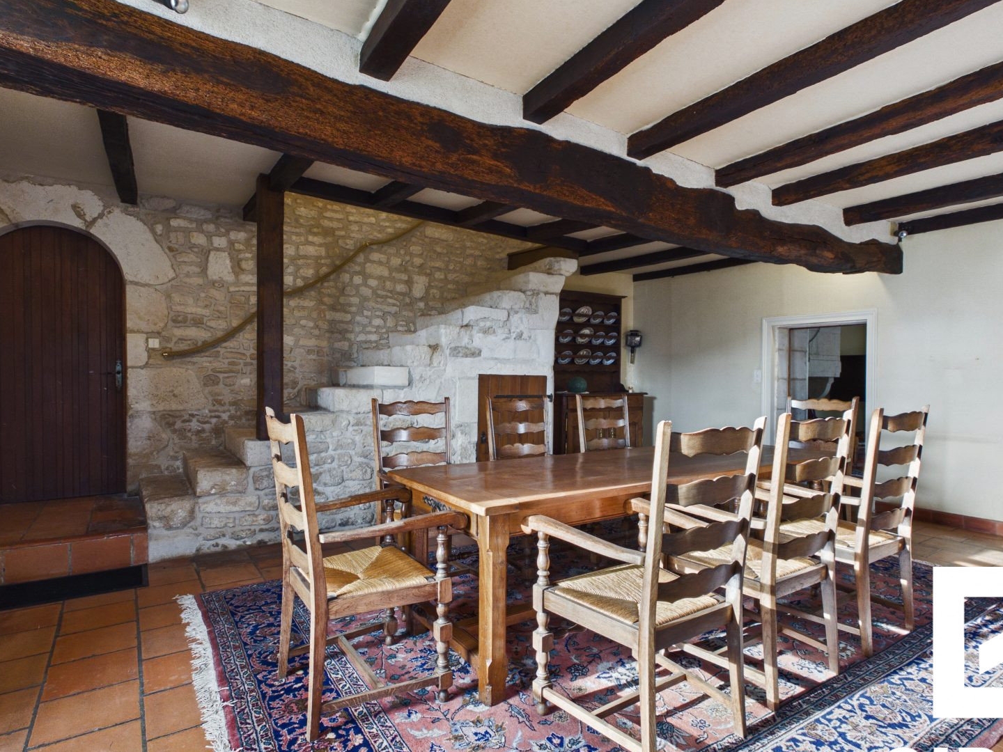 Maison à vendre - 9 pièces - 320m2 - Longèves (85200)