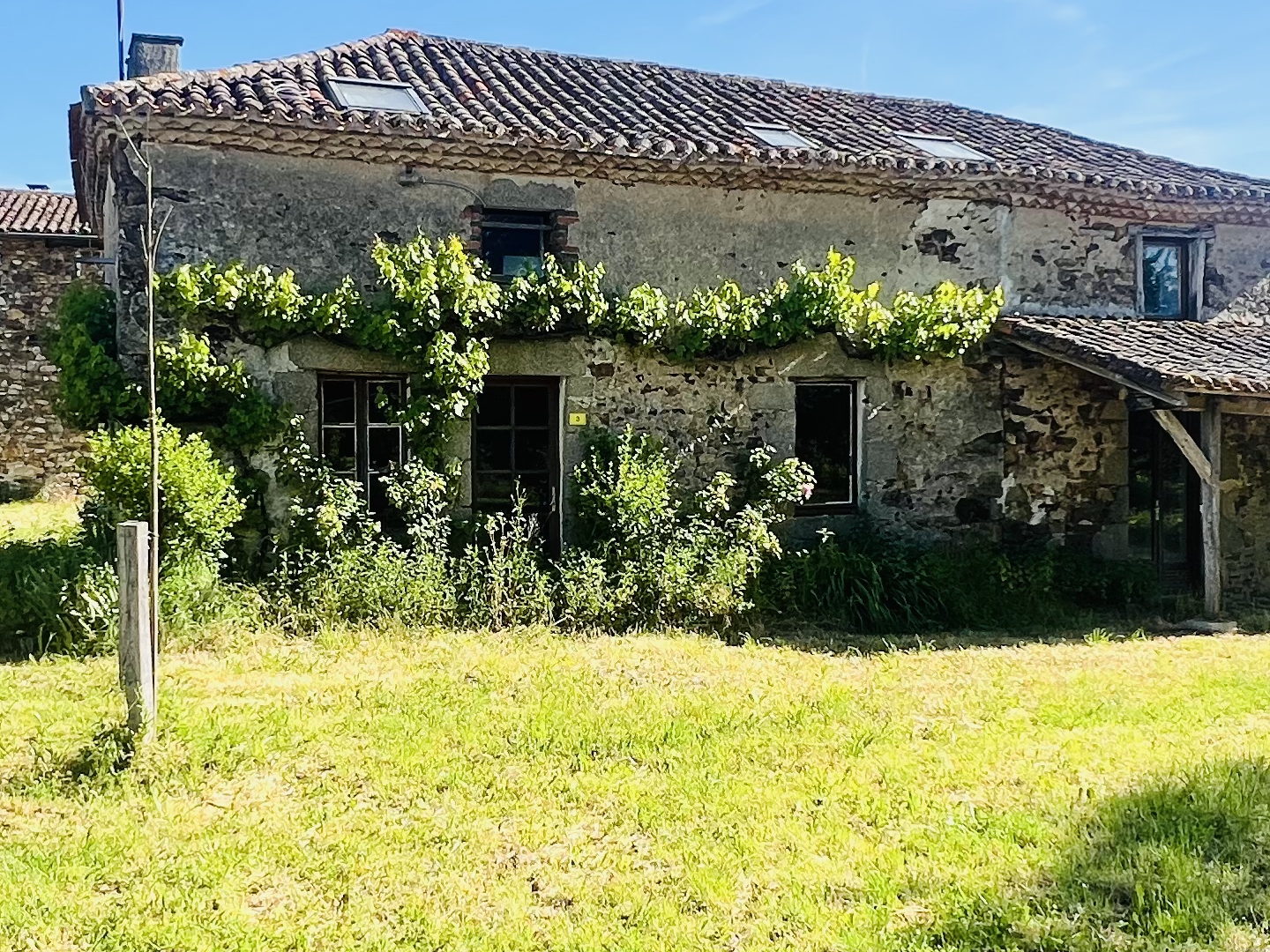 Maison 16 pièces 450 m²