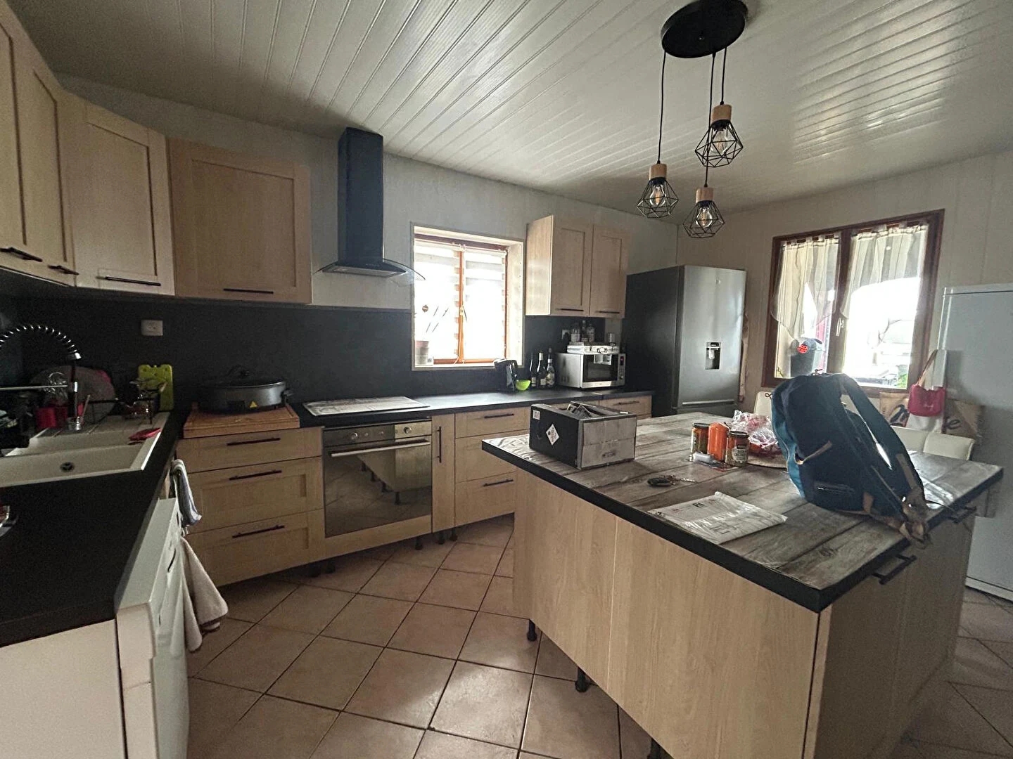 Maison à vendre - 8 pièces - 145m2 - Marseilles-Lès-Au... (18320)