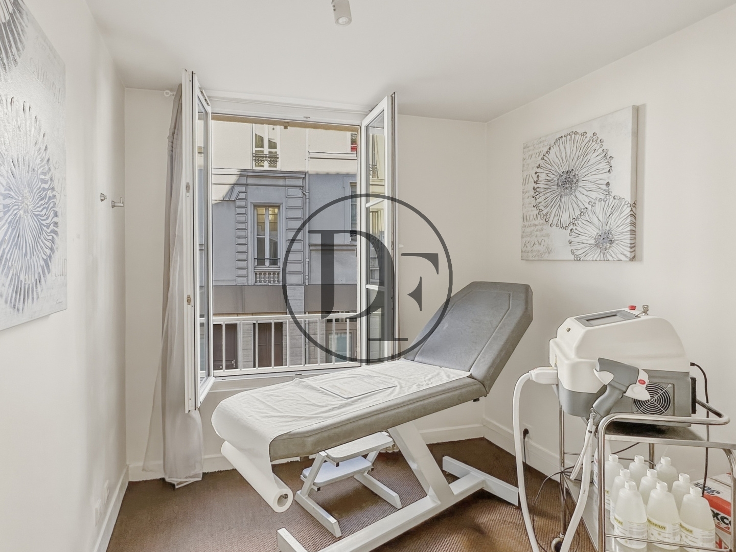 Locaux à vendre - 66m2 - Fontainebleau (77300)
