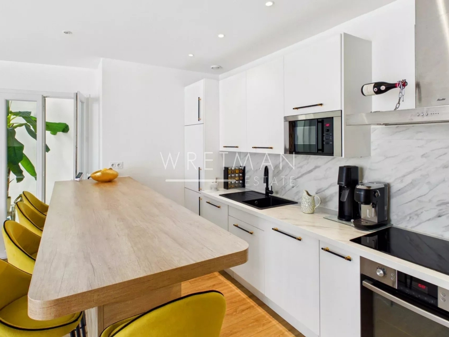 Appartement à vendre - 4 pièces - 117m2 - Antibes (06160)