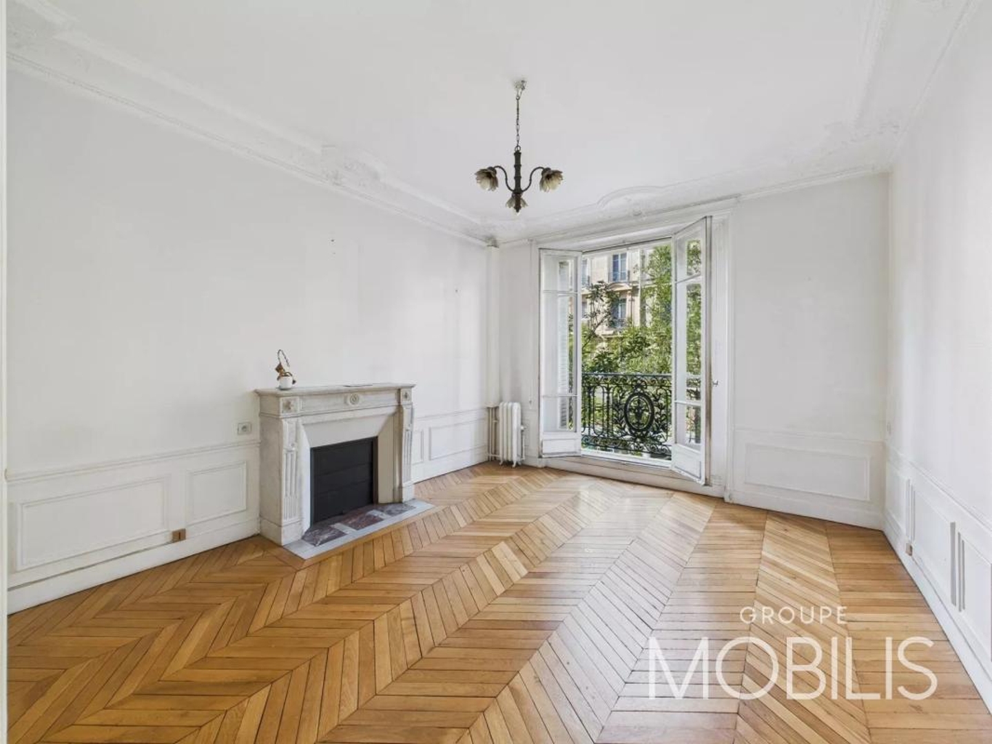 Appartement à vendre - 4 pièces - 99m2 - Paris 18e (75018)