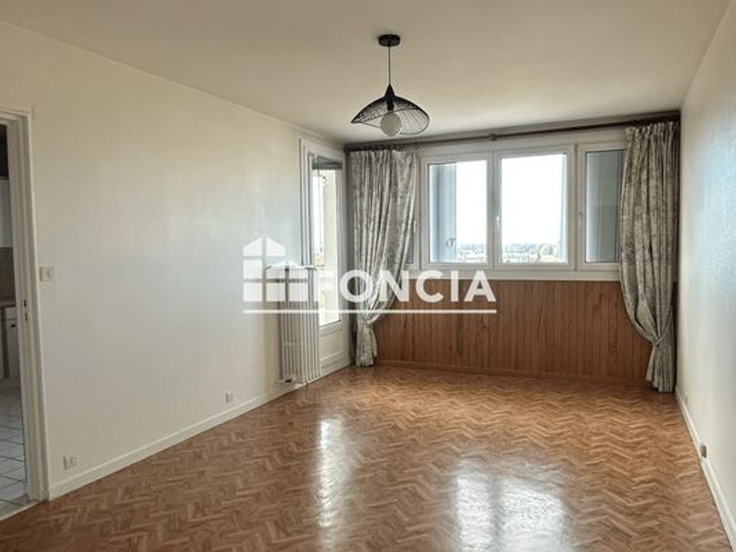Appartement à vendre - 3 pièces - 66m2 - Allonnes (72700)