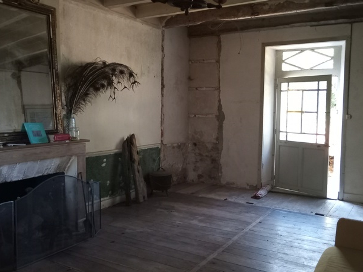 Maison à vendre - 5 pièces - 131m2 - Busserolles (24360)