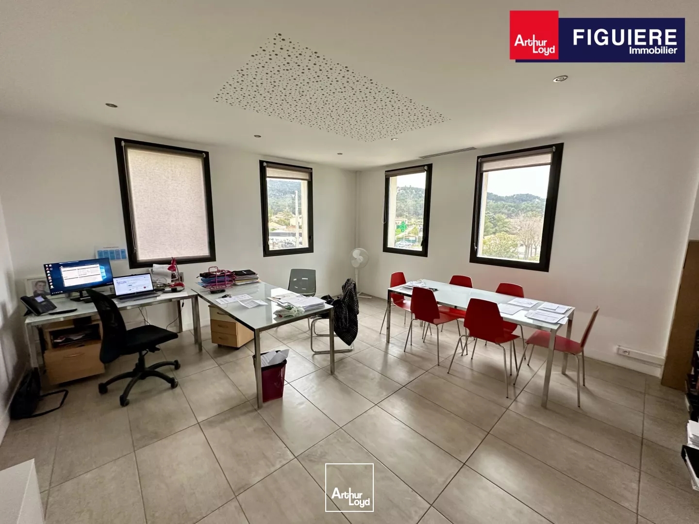 Bureaux à vendre - 190m2 - Simiane-Collongue (13109)