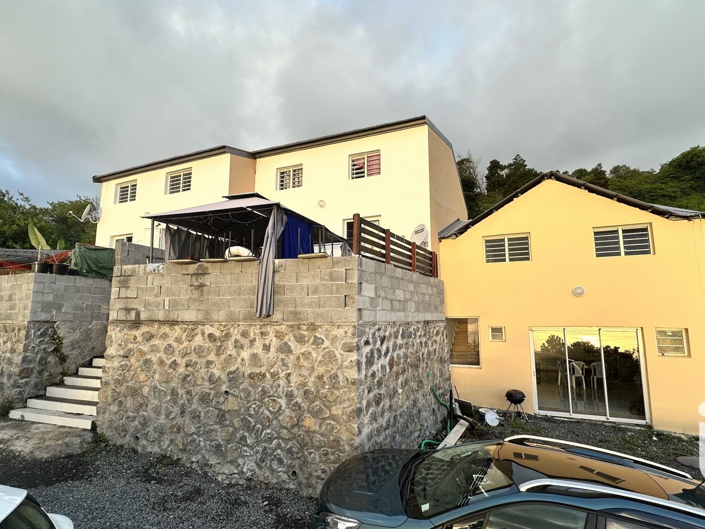 Maison 11 pièces 225 m²