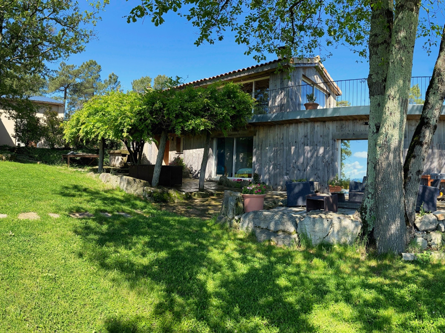 Maison à vendre - 1 pièce - 104m2 - Aubenas (07200)
