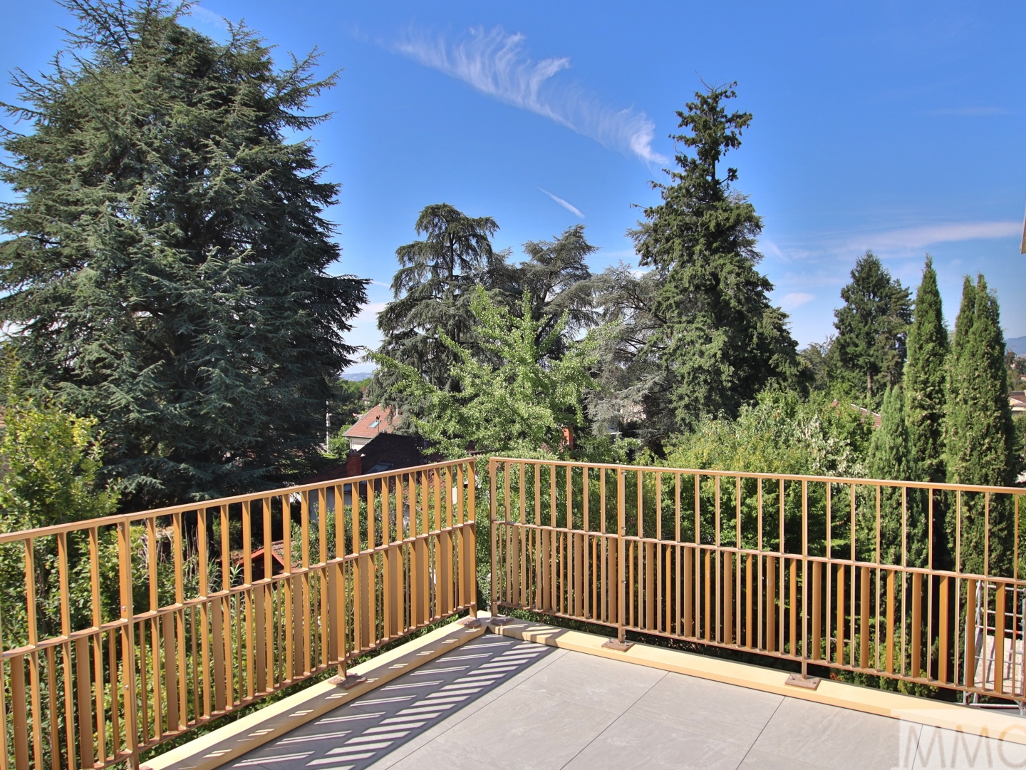 Superbe Appartement en dernier étage - Terrasses avec vues dégagées