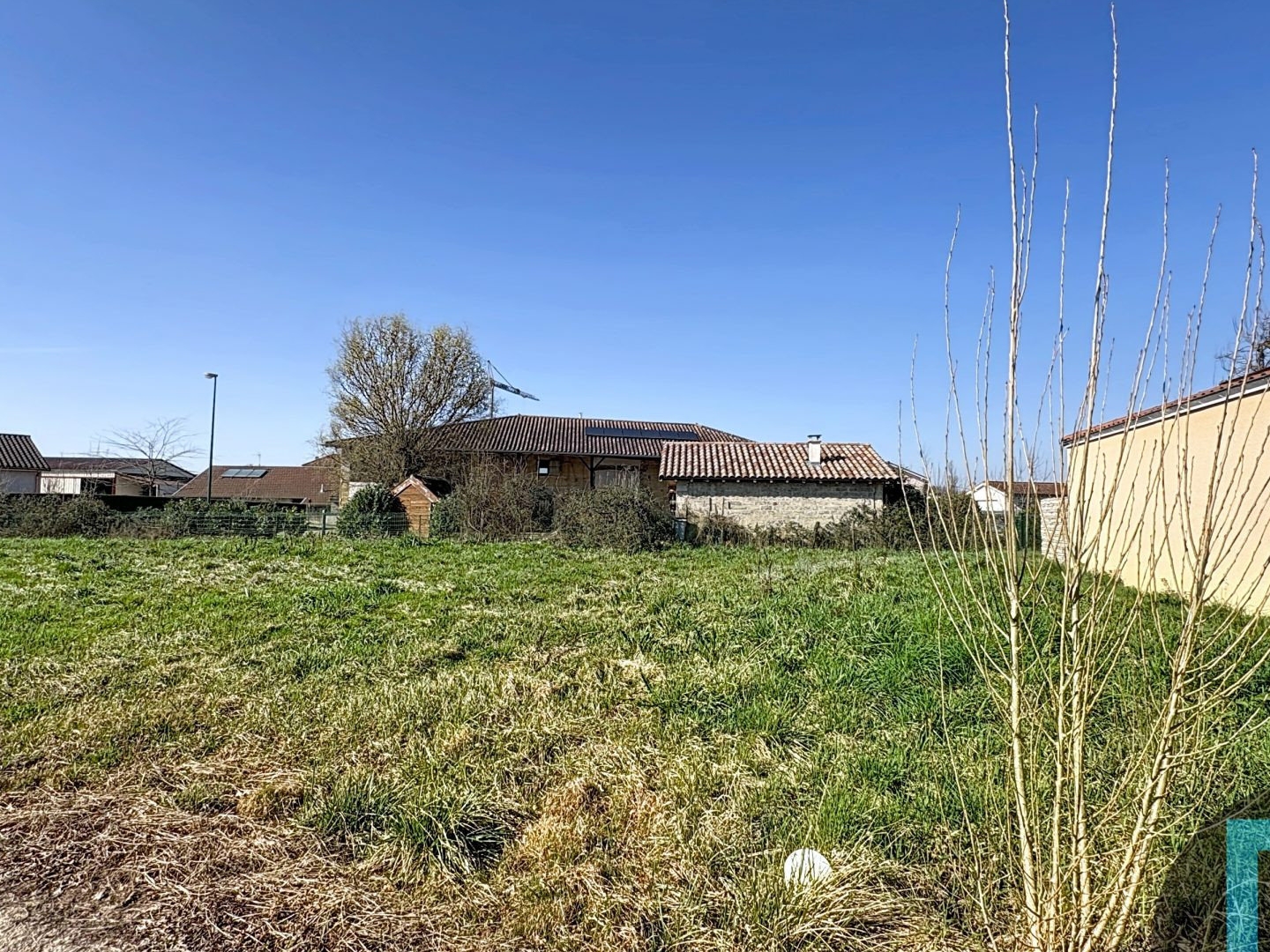 Terrain à vendre - 783m2 - Perrex (01540)
