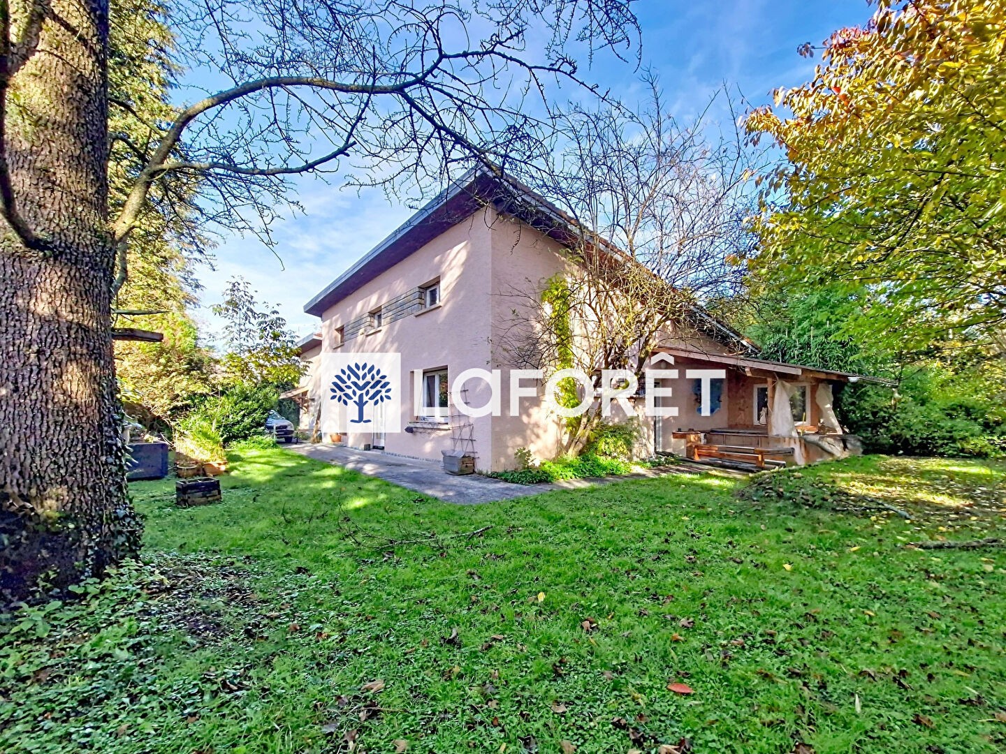 Maison 8 pièces 180 m²