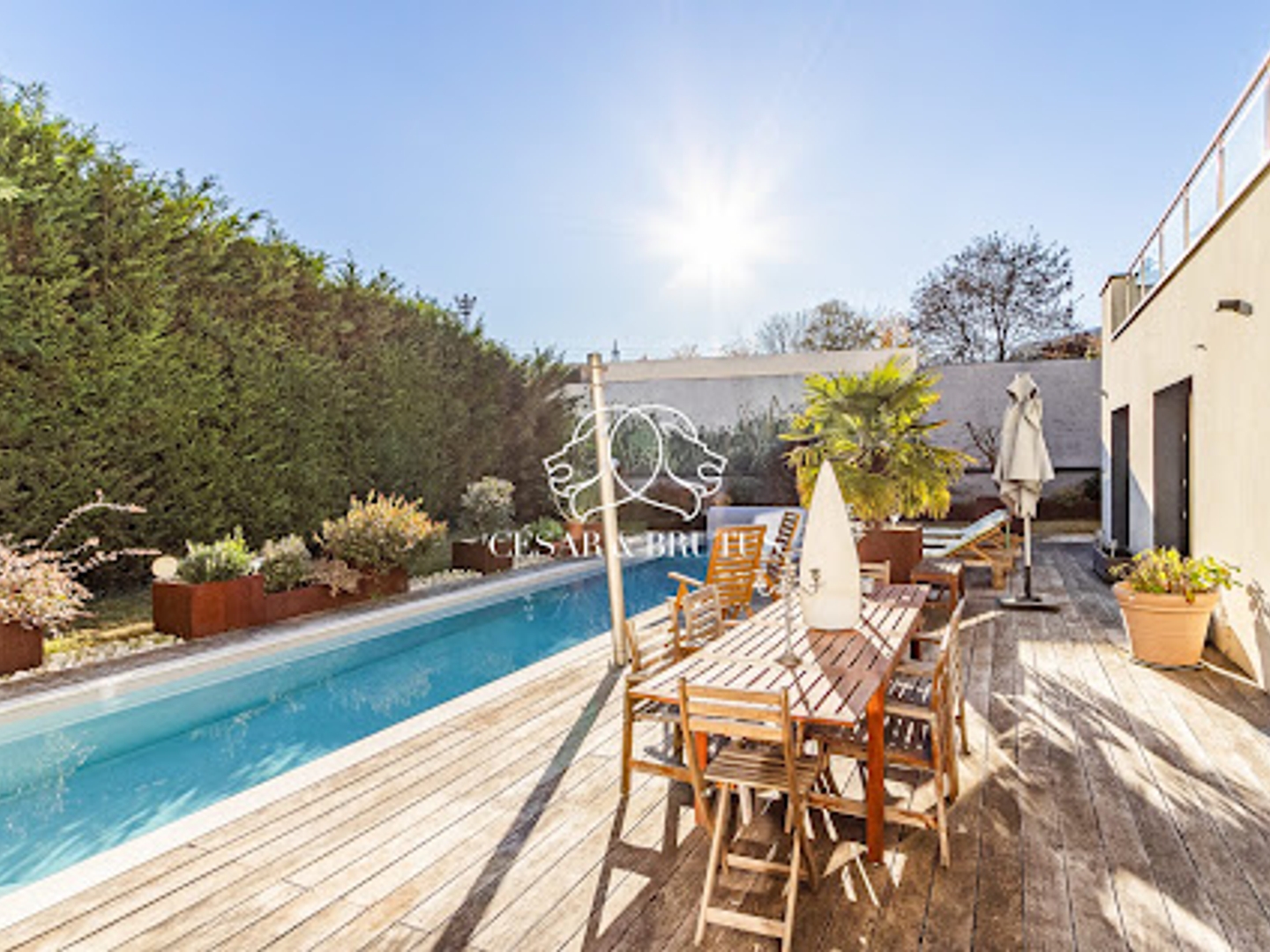 Maison 9 pièces 274 m²