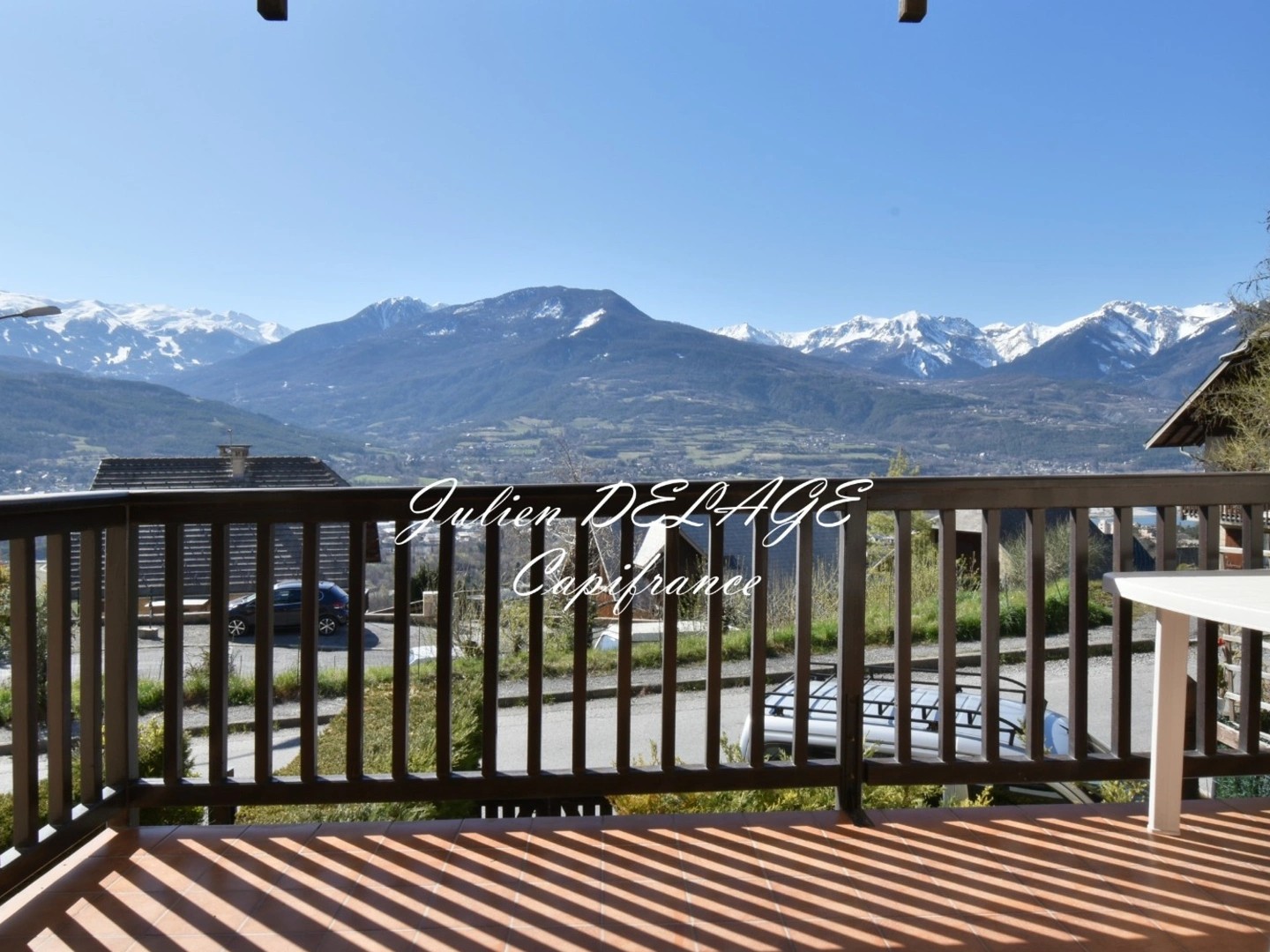 Appartement à vendre - 2 pièces - 52m2 - Embrun (05200)