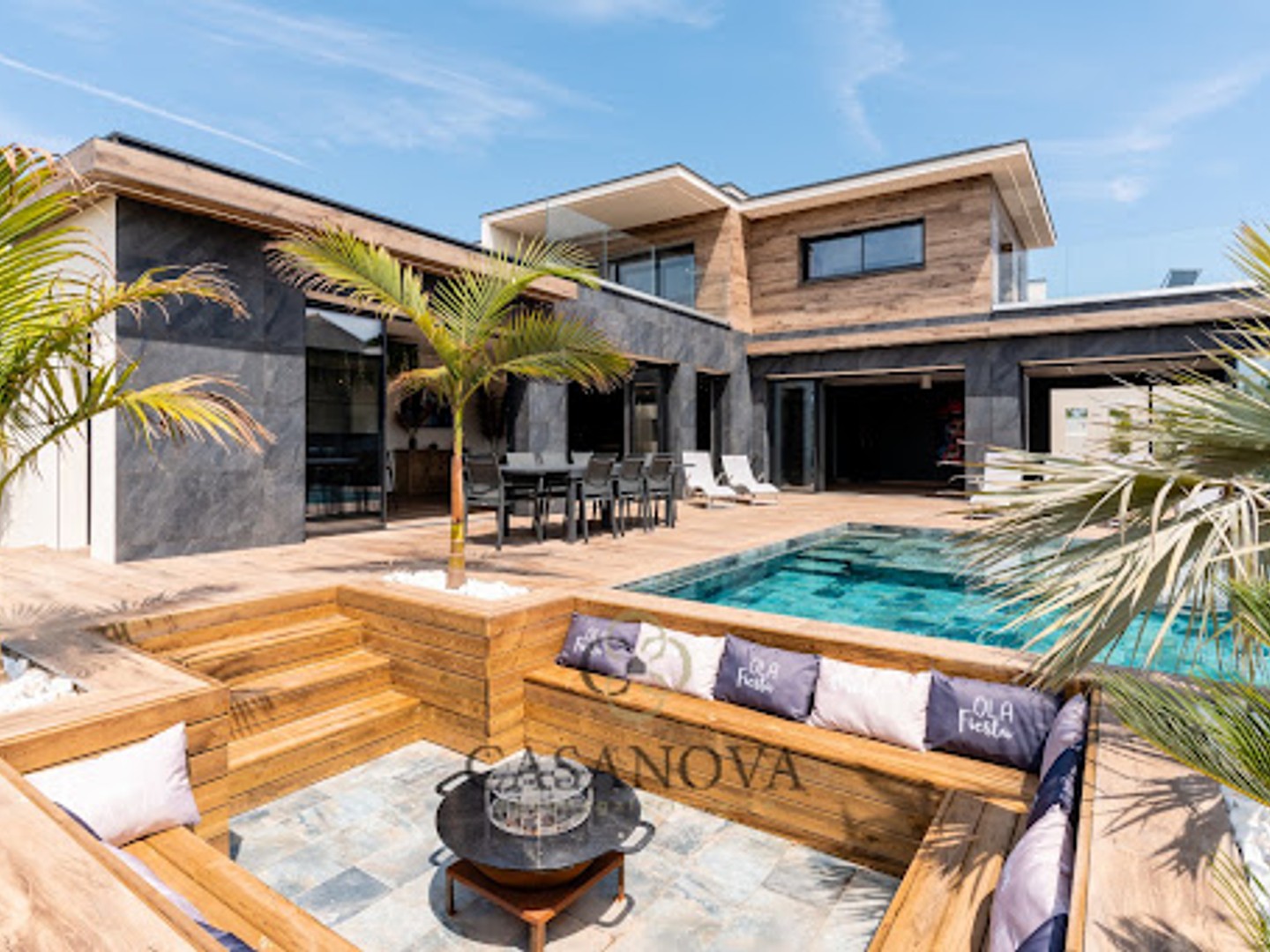 Maison 10 pièces 385 m²
