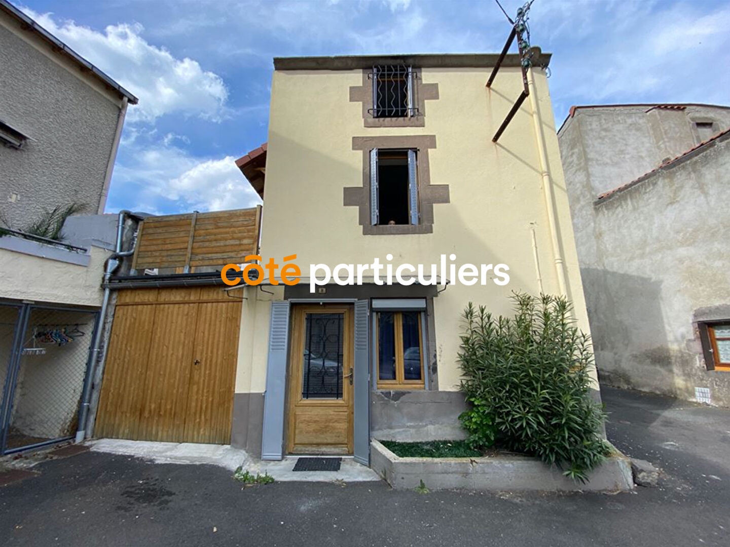 Maison à vendre - 4 pièces - 100m2 - Mozac (63200)