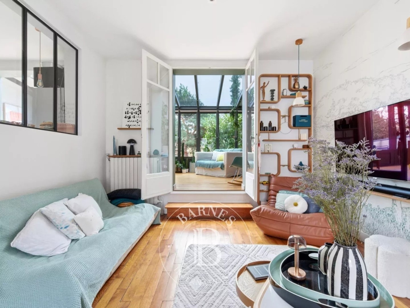 Limite " Sceaux, belle maison des années 30 rénovée, à deux pas des commerces et du RER Robinson