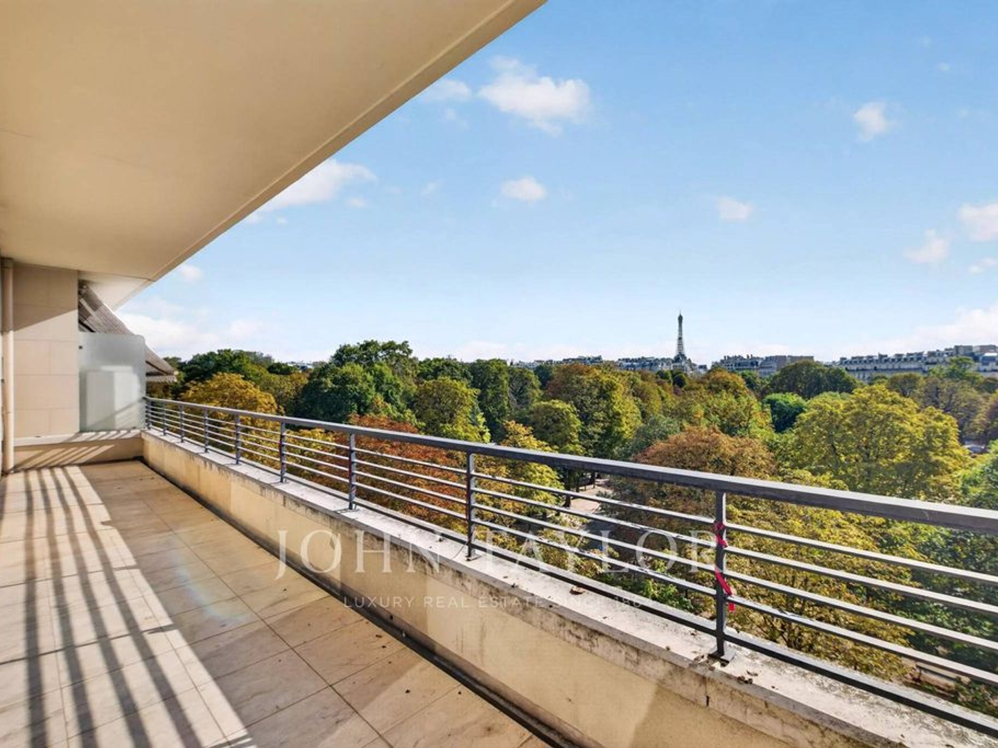 Appartement à vendre - 6 pièces - 236m2 - Paris 16e (75016)