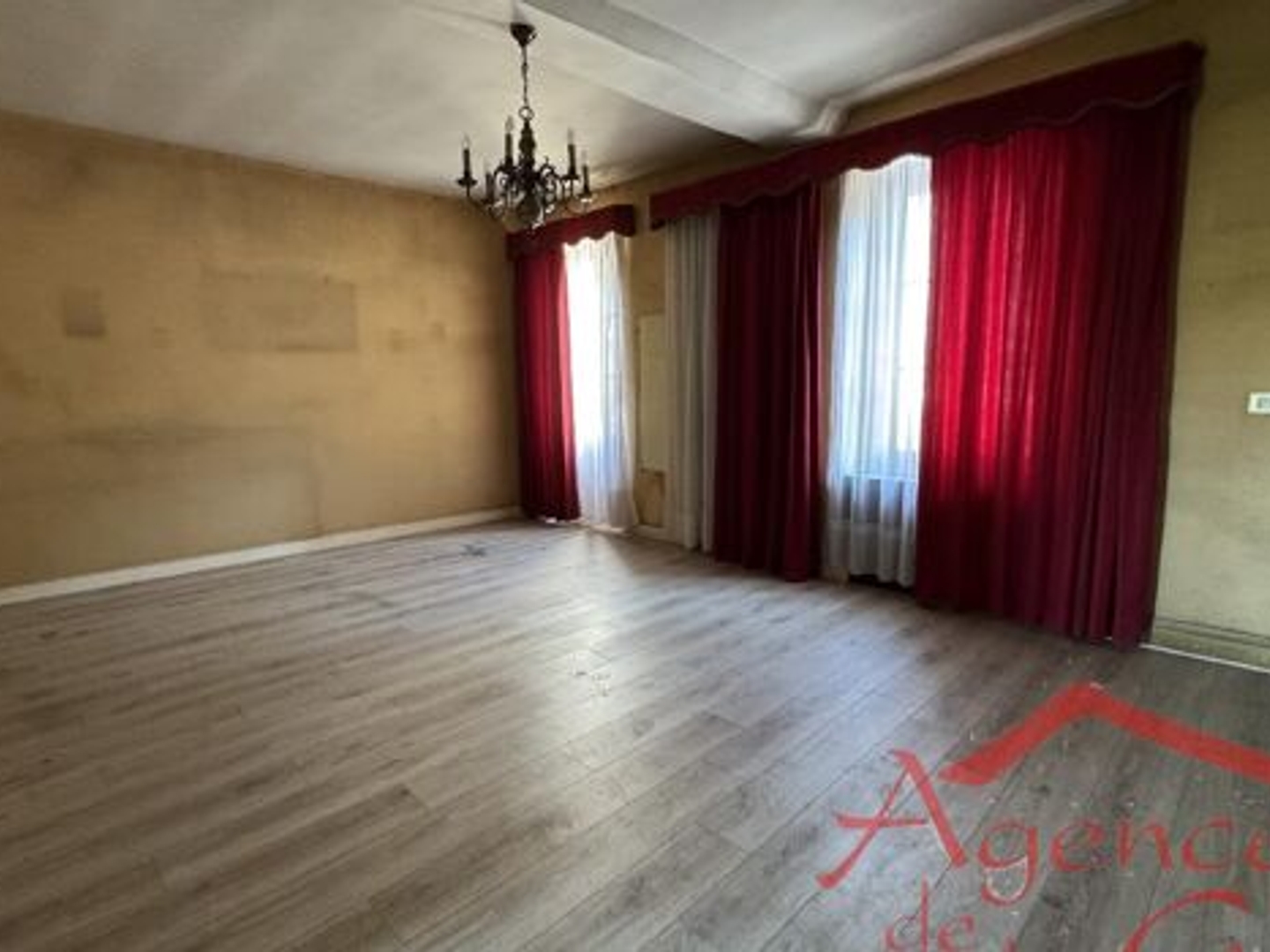 Maison à vendre - 2 pièces - 70m2 - Sézanne (51120)